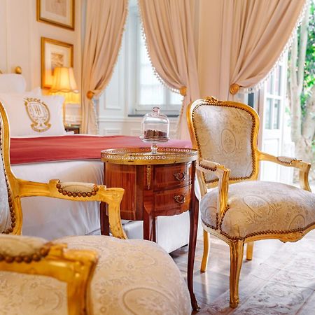 Boutique Hotel Teatro アングラ・ド・エロイーズモ エクステリア 写真