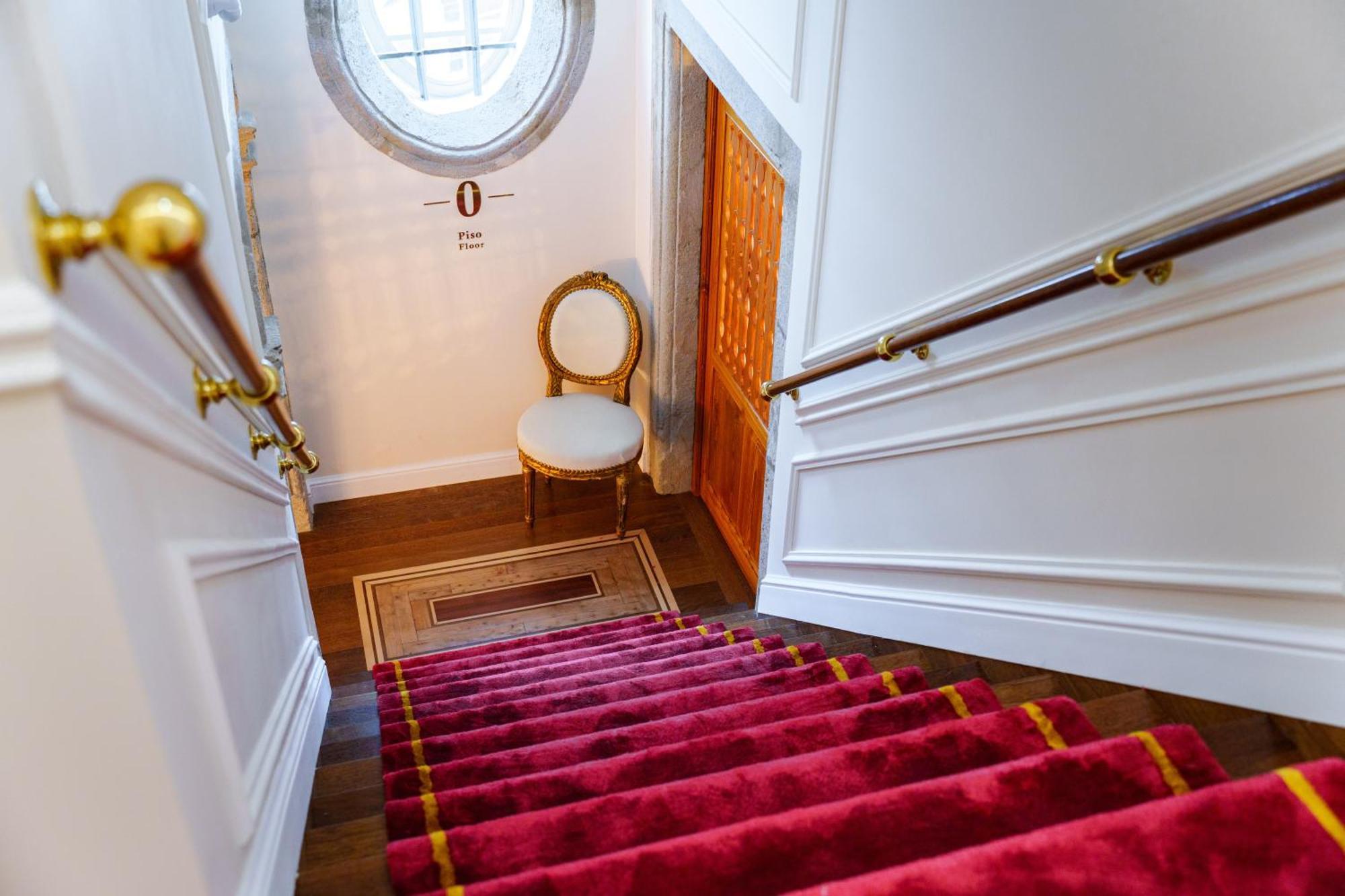 Boutique Hotel Teatro アングラ・ド・エロイーズモ エクステリア 写真